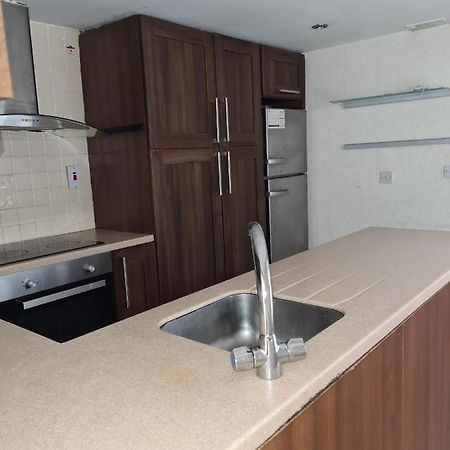 One Bedroom Apartment 더블린 외부 사진