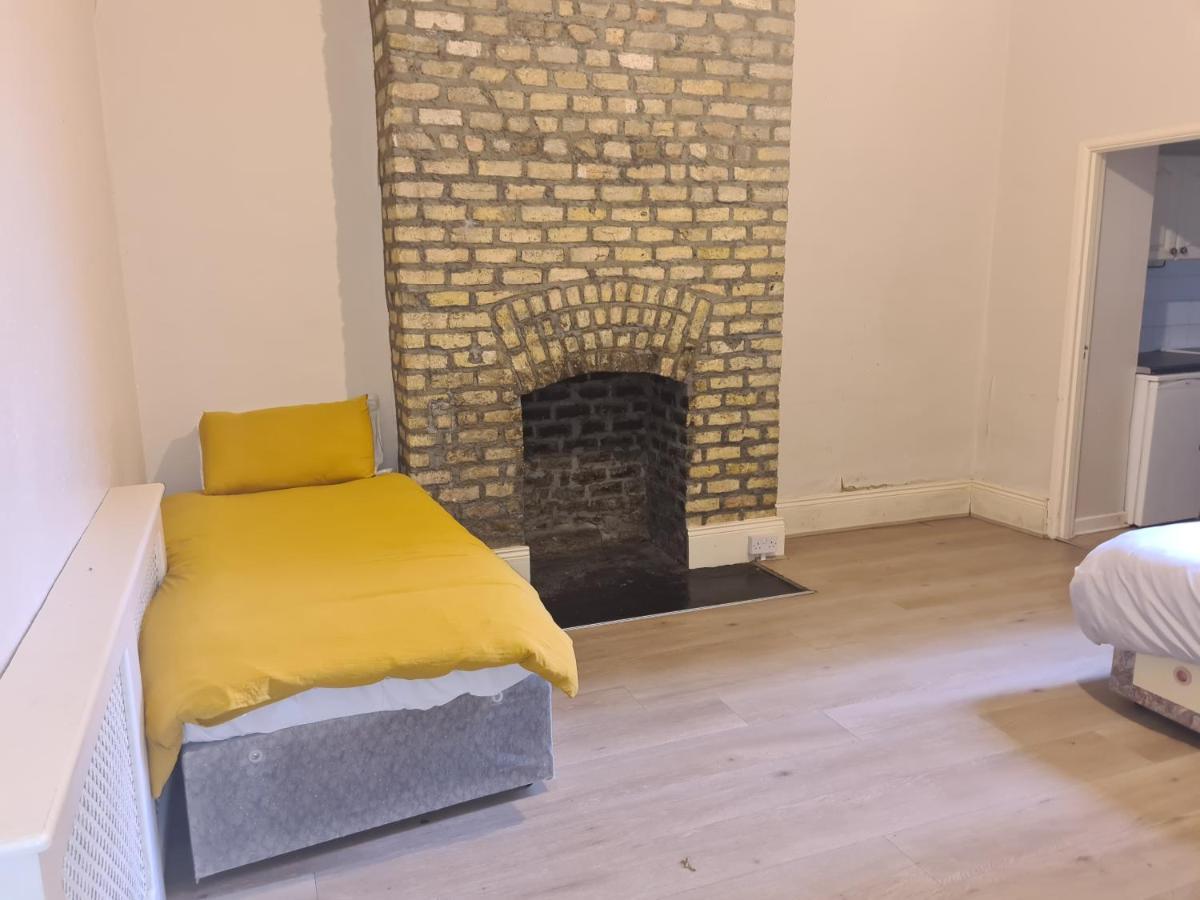 One Bedroom Apartment 더블린 외부 사진
